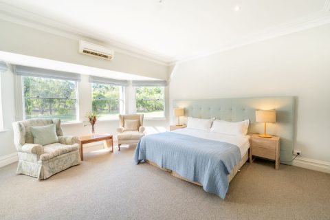 Lodge King Room